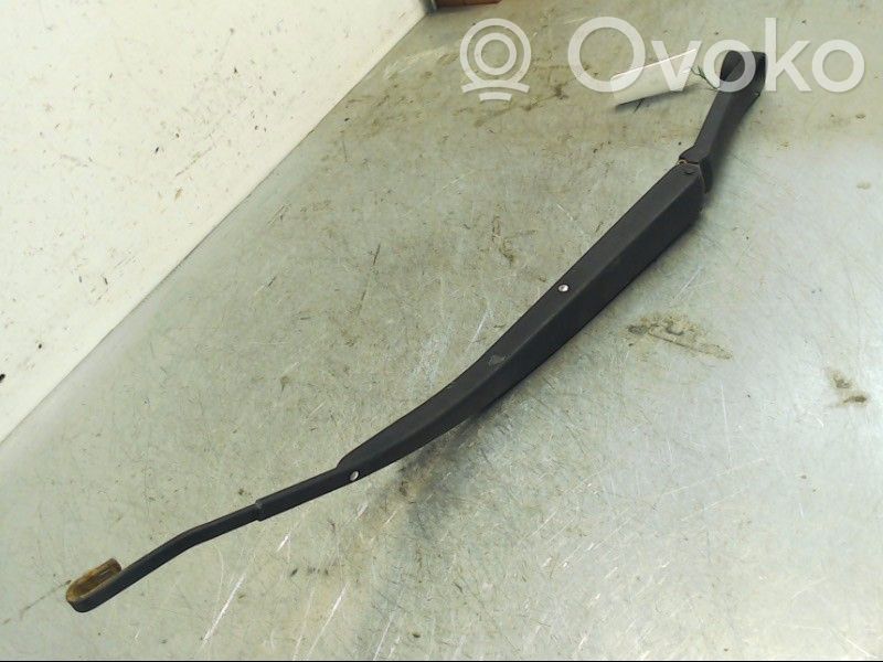 KIA Soul Brazo del limpiaparabrisas delantero