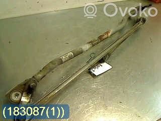 Volvo XC70 Front wiper linkage 