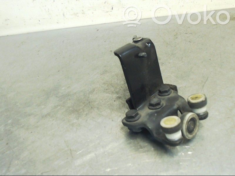 Ford Transit Custom Sliding door upper roller guide/hinge 