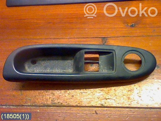 Renault Clio II Cita veida salona detaļa 