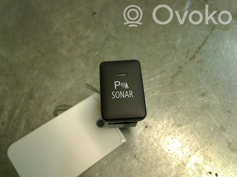 Mitsubishi Outlander Interruptor del sensor de aparcamiento (PDC) 