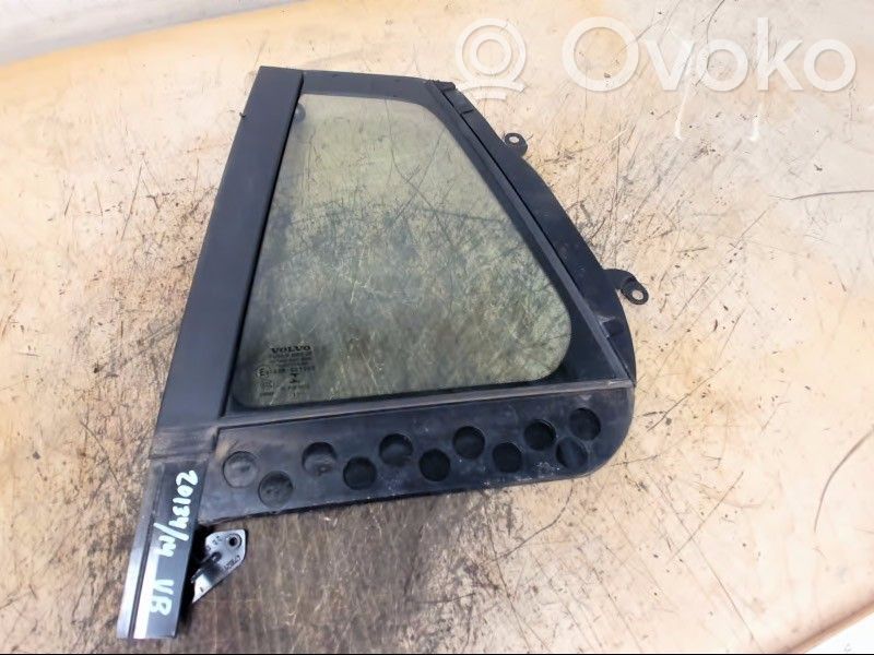 Volvo V60 Ventanilla de ventilación de la puerta trasera 