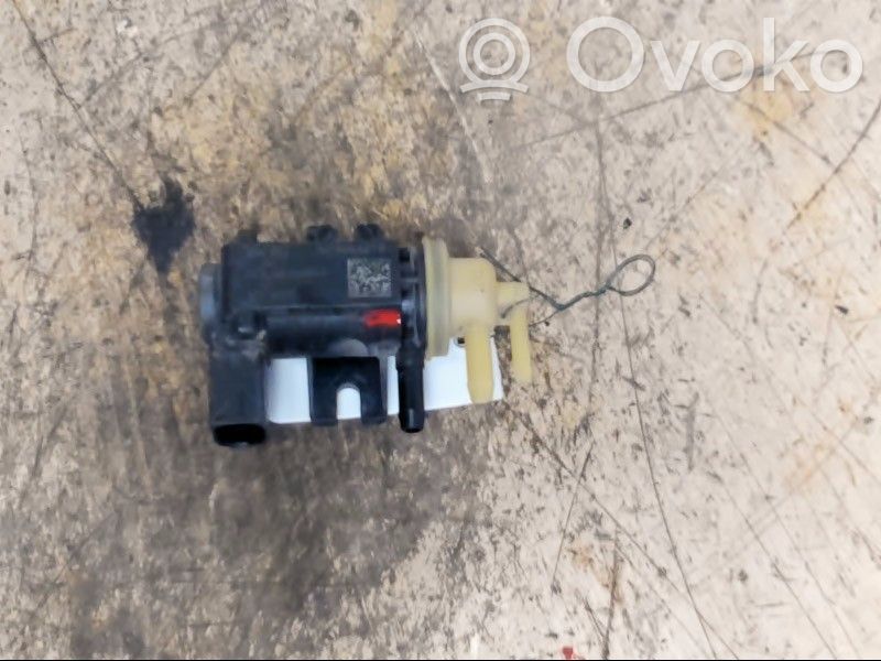 Supapă vacuum   1K0906627B,4011464A,1K0906627B