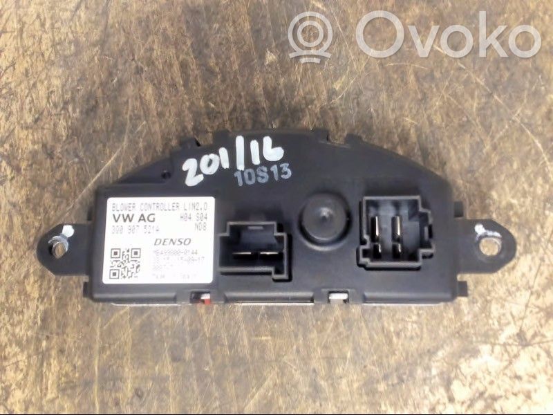 Volkswagen PASSAT B8 Motor aerotermă/rezistor ventilator 
