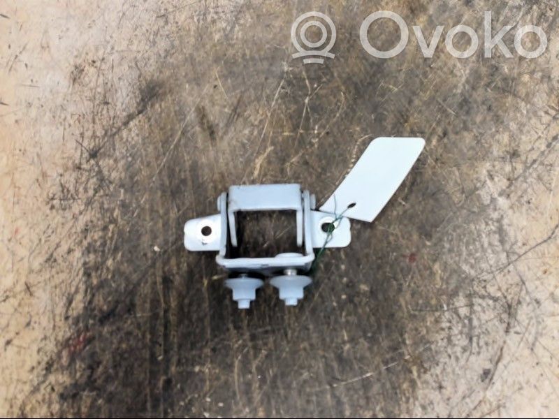 Tailgate/trunk/boot hinge   79770A5000