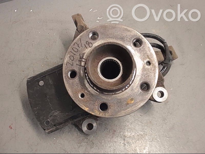 Achsschenkel vorne   93866696