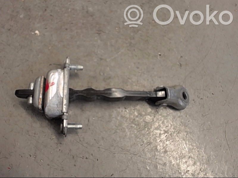 Subaru XV I Etuoven pidätin 
