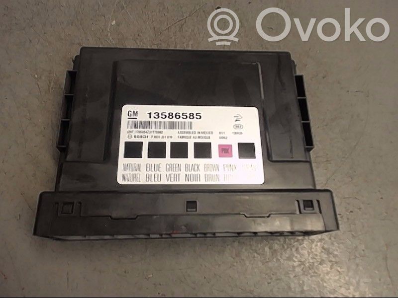 Opel Insignia A Comfort/convenience module 