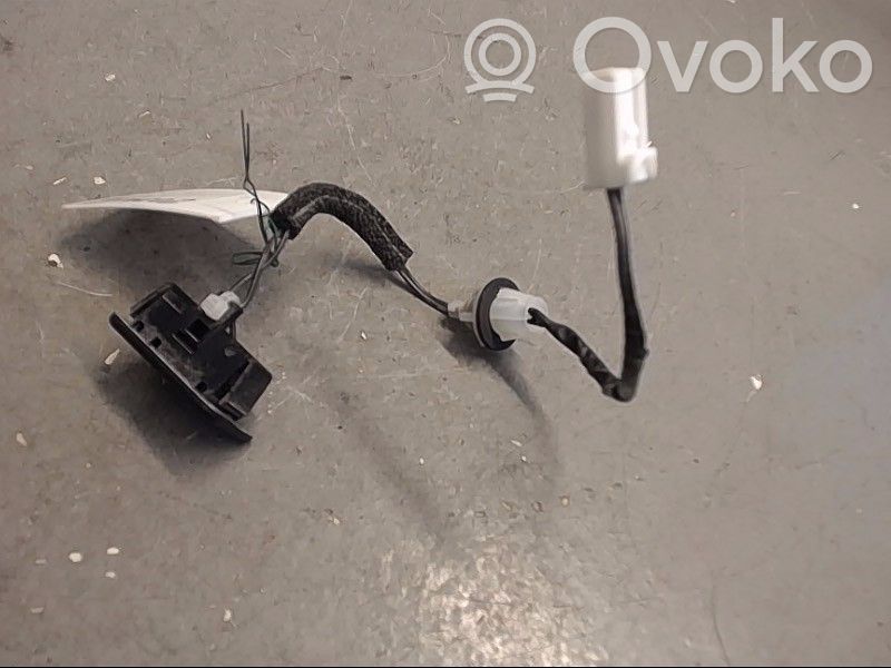 Mazda CX-5 II Tailgate/boot open switch button 