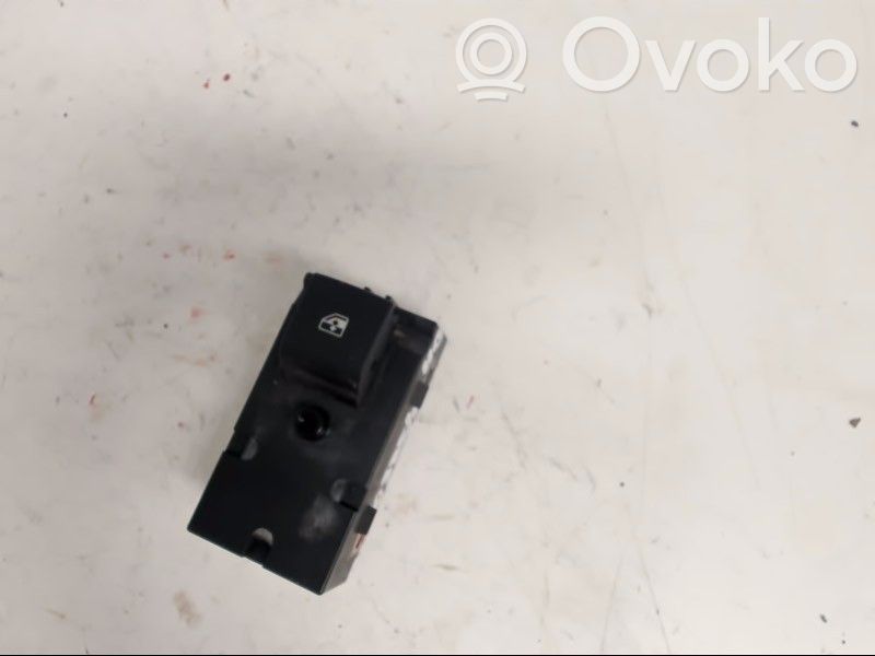 Electric window control switch   13301888,211410,13301888