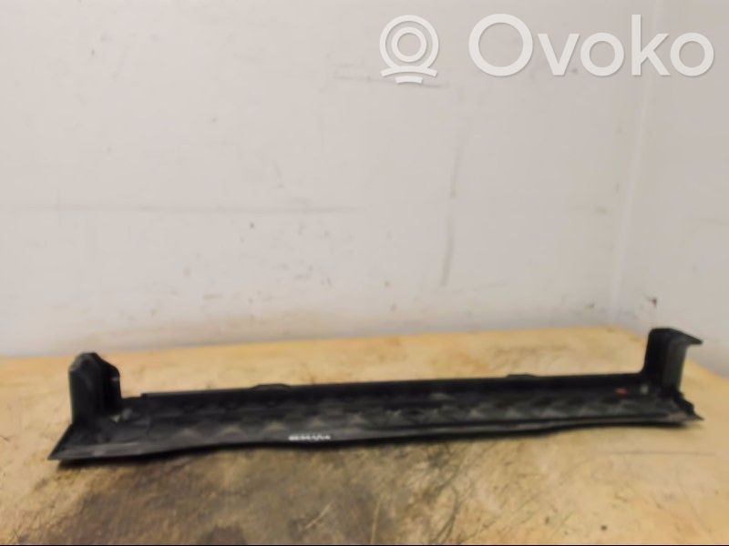 BMW X5 E70 Staffa del pannello di supporto del radiatore parte superiore 