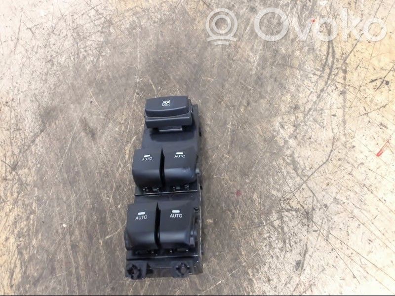 Hyundai i30 Electric window control switch 