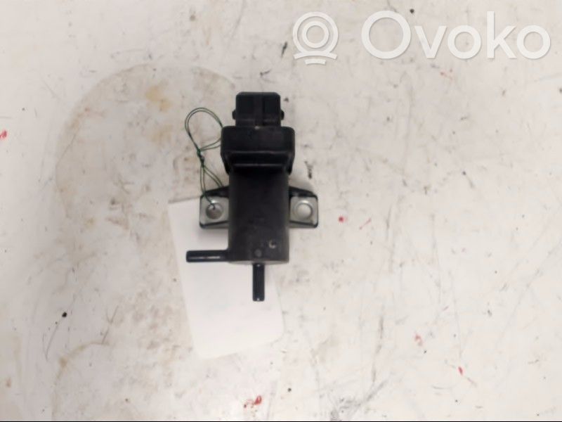 Supapă vacuum   8200762162,8200762162