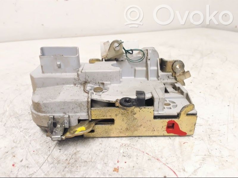 Front door lock   9136J4