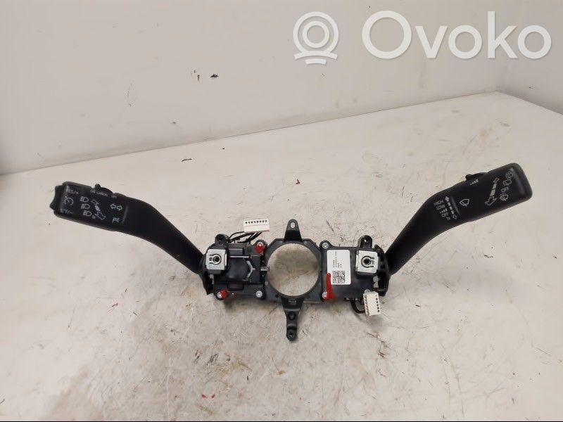 Volkswagen Tiguan Leva/interruttore dell’indicatore di direzione e tergicristallo 