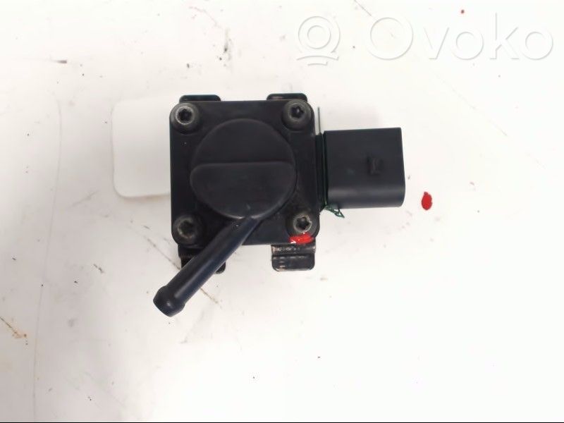 Czujnik temperatury spalin   001110G04,13627789219