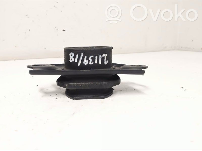 Nissan Qashqai Engine mount bracket 