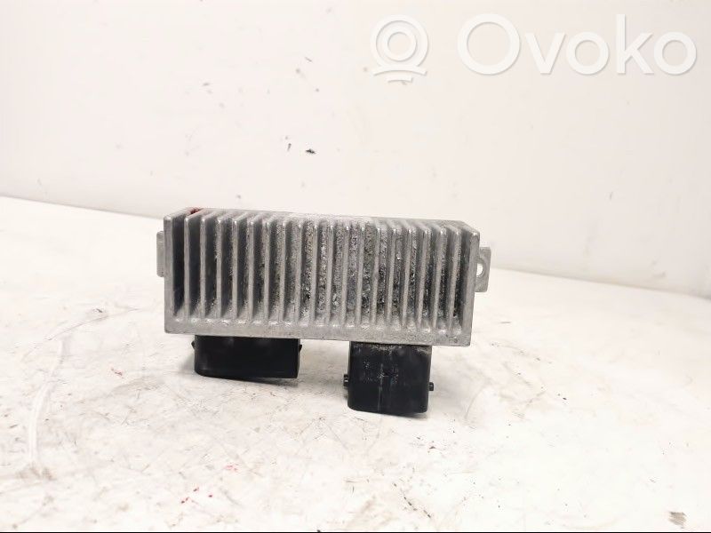 Opel Vivaro Alte relee 