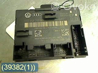Unité de commande module de porte   8K0959793M,TEMIC,8K0959793M