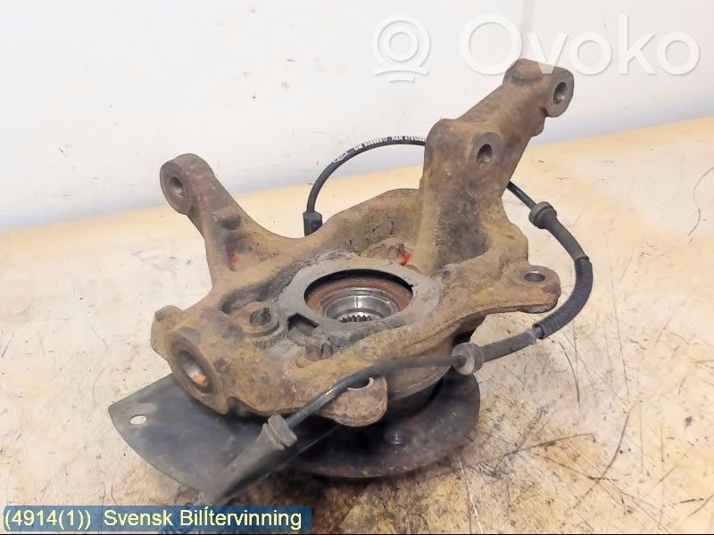 Nissan NV300 Achsschenkel vorne 