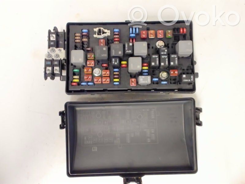 Módulo de fusible   13345496,87QC4W,13345496