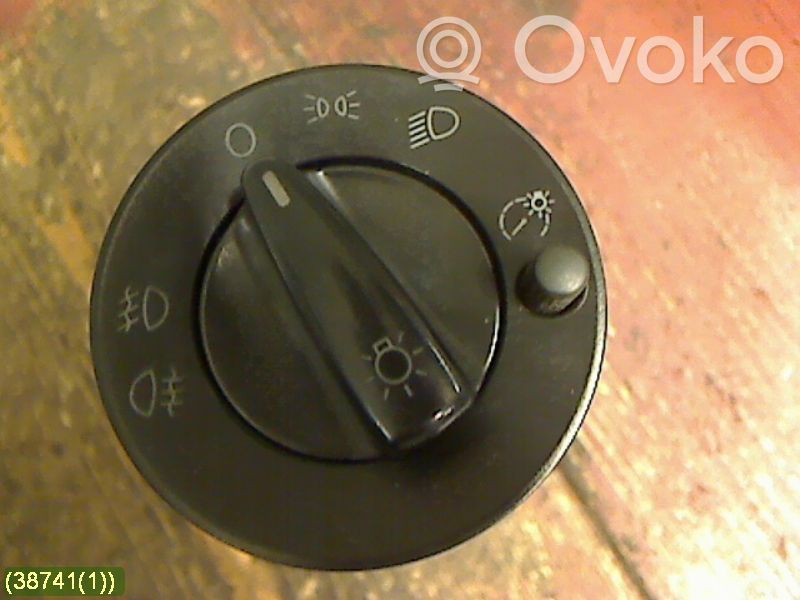 Skoda Octavia Mk1 (1U) Interrupteur d’éclairage 
