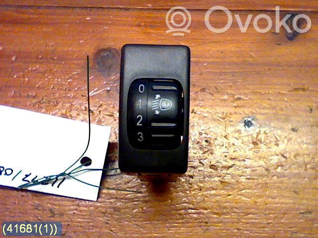Isuzu D-Max Panel lighting control switch 