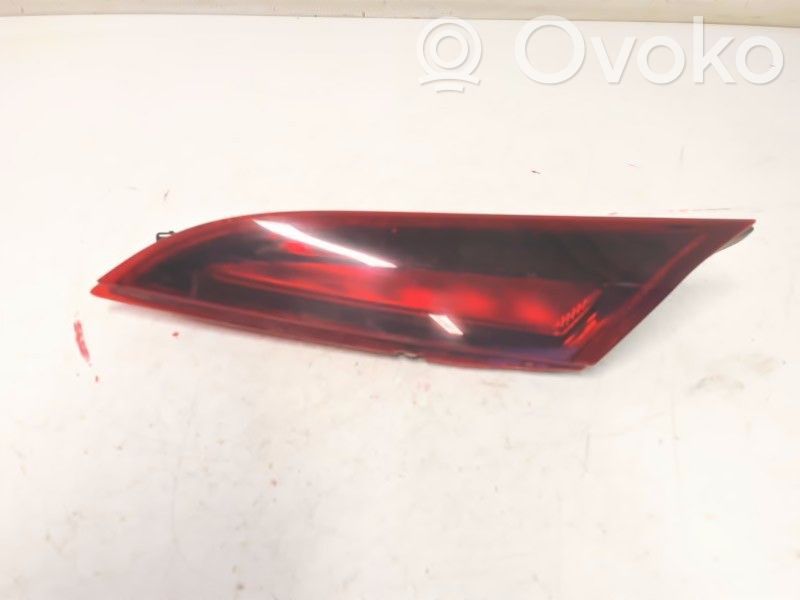Opel Insignia A Takaluukun takavalot 