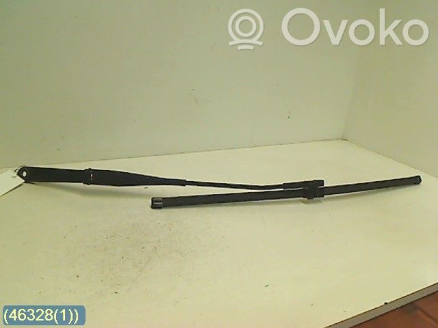 Ford Focus Front wiper blade arm 