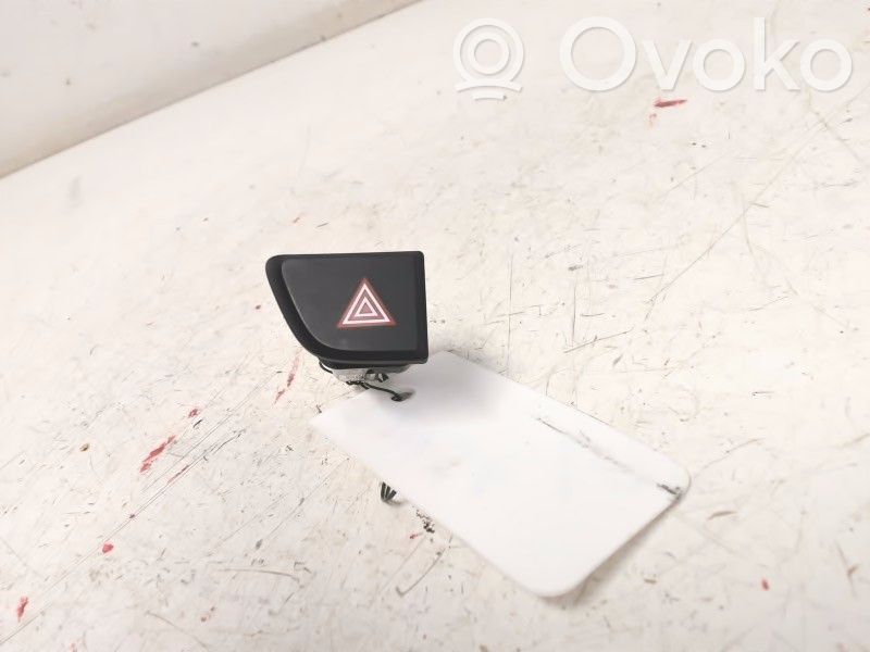 Opel Mokka Hazard light switch 