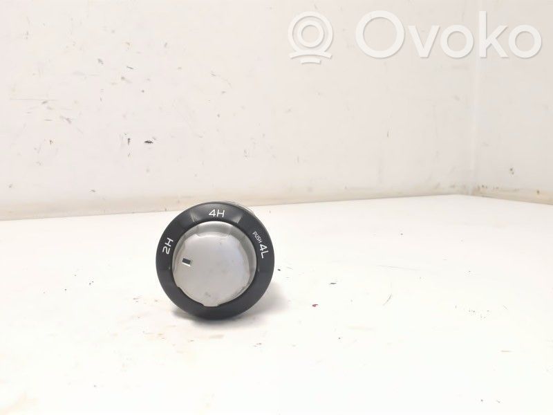 Isuzu D-Max Differential lock switch 