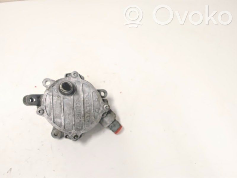 Volvo XC70 Pompă vacuum 