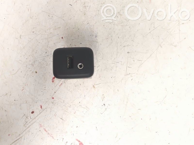 Opel Mokka Enchufe conector USB 