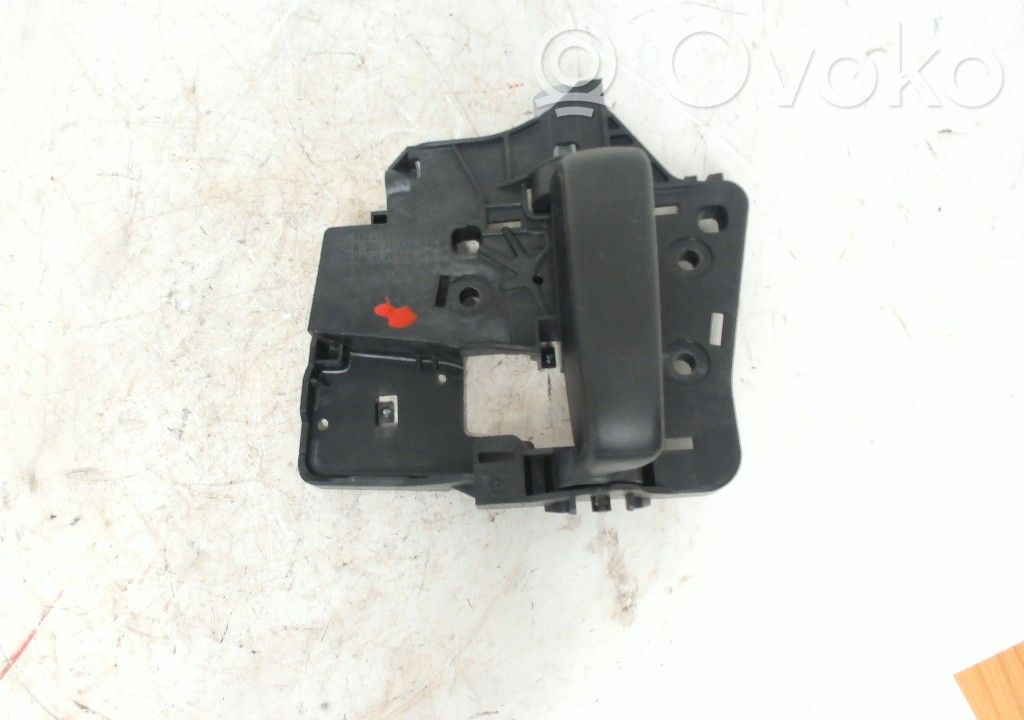 Citroen Berlingo Front door interior handle 