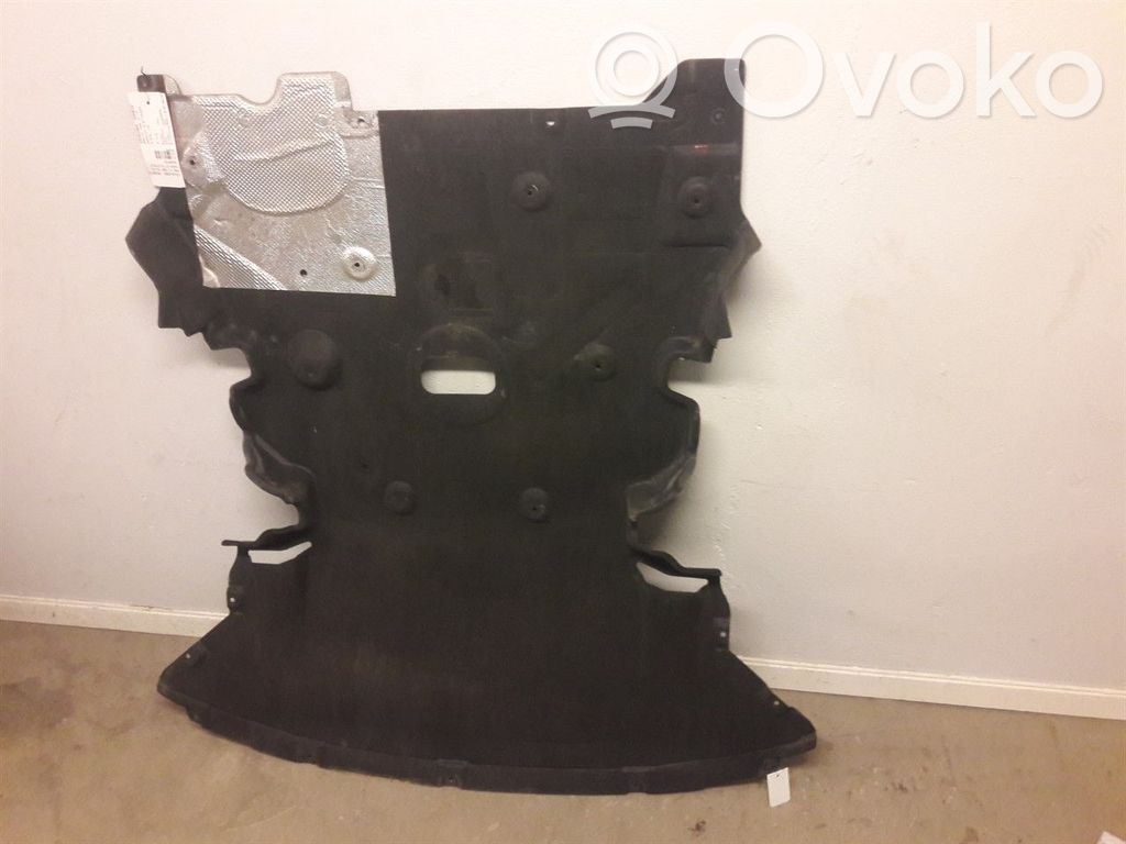 BMW X1 E84 Front bumper skid plate/under tray 