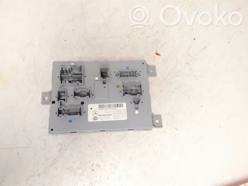 Mercedes-Benz C W205 Modul confort 
