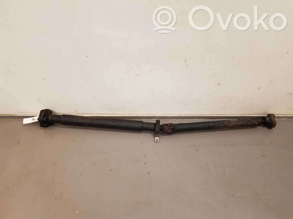 BMW 5 E60 E61 Kardanas komplekte 