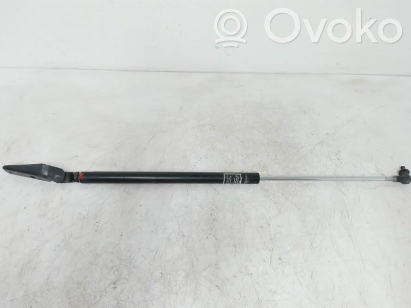 Subaru Outback Tailgate strut 