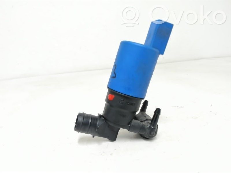 Volvo V60 Headlight washer pump 