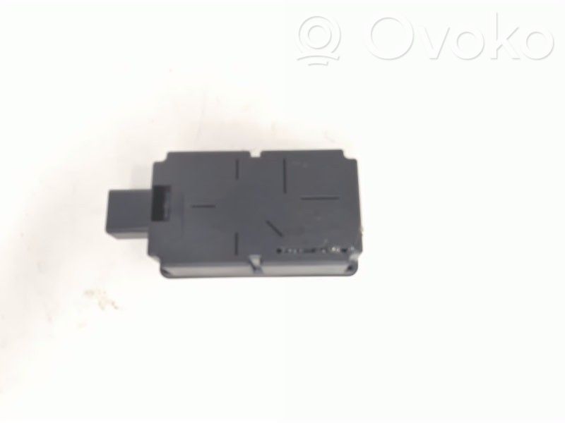 Unidad de control/módulo del bloqueo de puertas   31419137,S180036003K,31407099