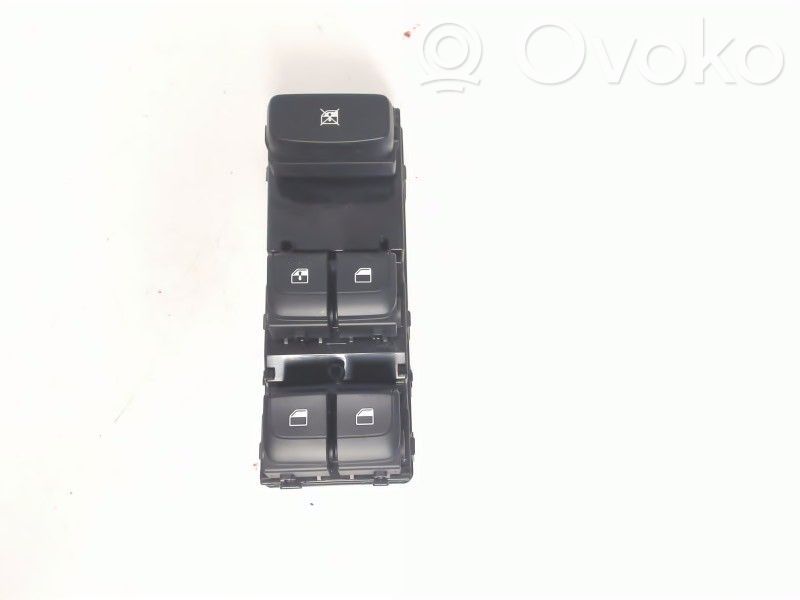 KIA Stonic Electric window control switch 