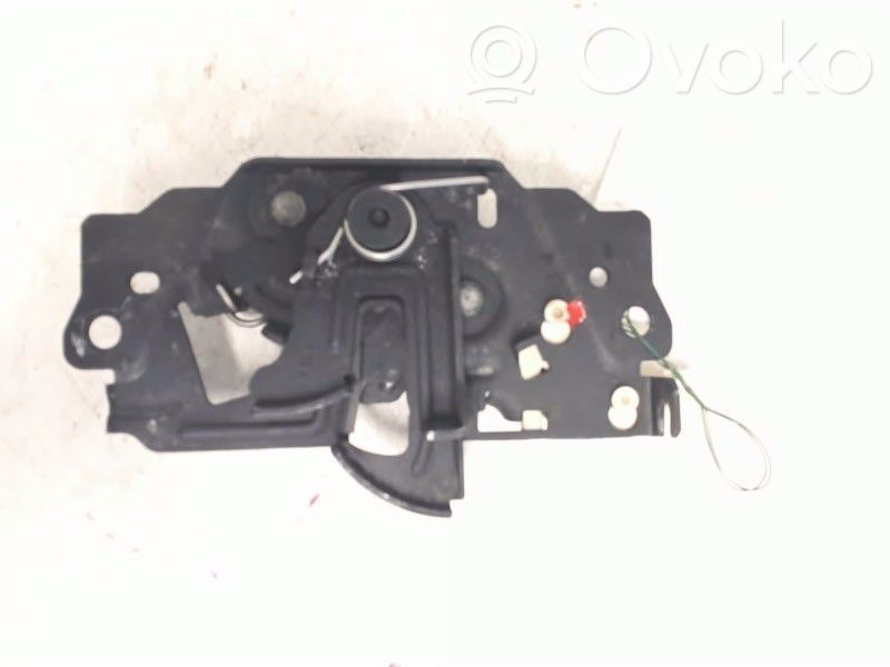 Ford Focus Serrure de capot