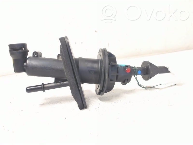 Cilindro maestro de embrague   KD4341400B,KA052,KD4341400B