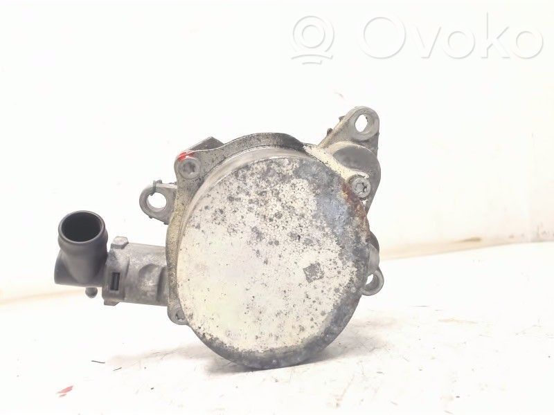 Opel Vivaro Bomba de vacío 