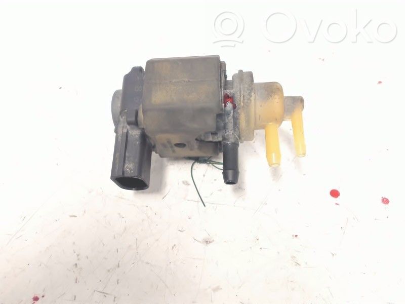 Volkswagen Amarok Válvula de vacío 