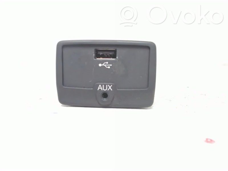 Enchufe conector USB   735558298
