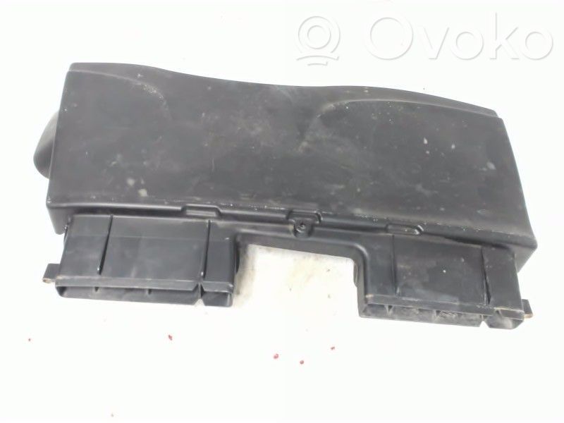 Ghidaj aer/conductă intercooler   13717798772,13717798772