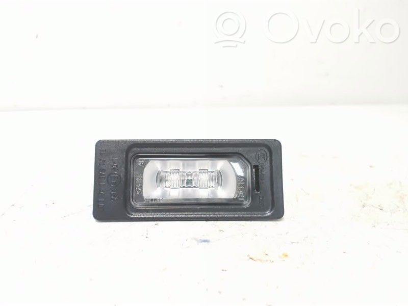 Éclairage de plaque d'immatriculation   4G0943021,4G0943021