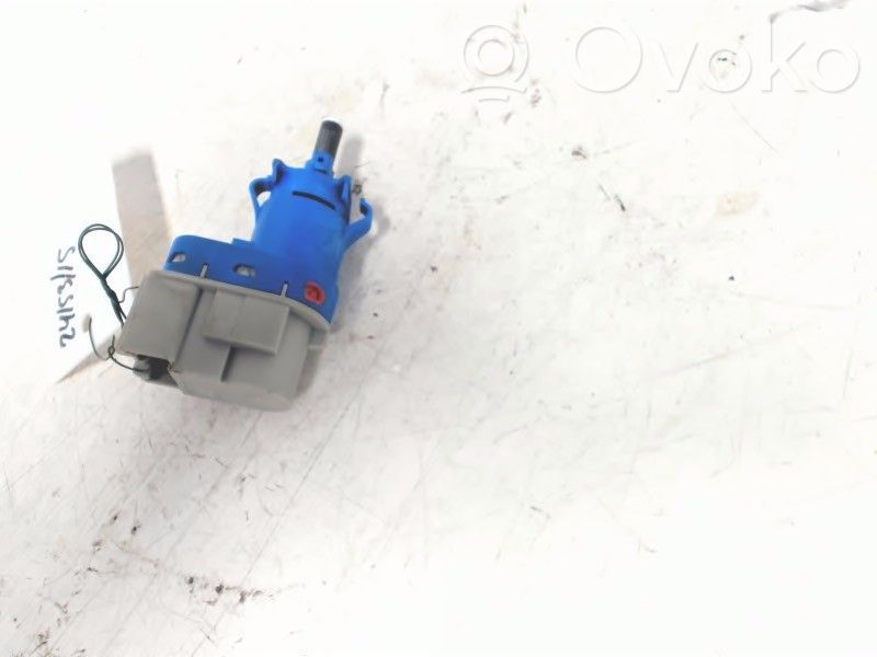 Interruptor sensor del pedal de freno   5454801,8T4T9G854AA