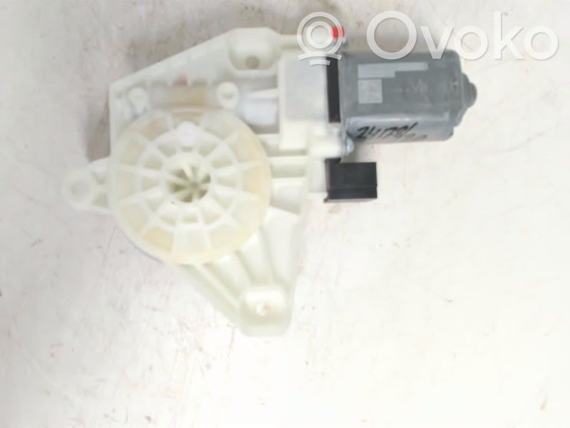 Volkswagen PASSAT B8 Motor macara geam ușă spate